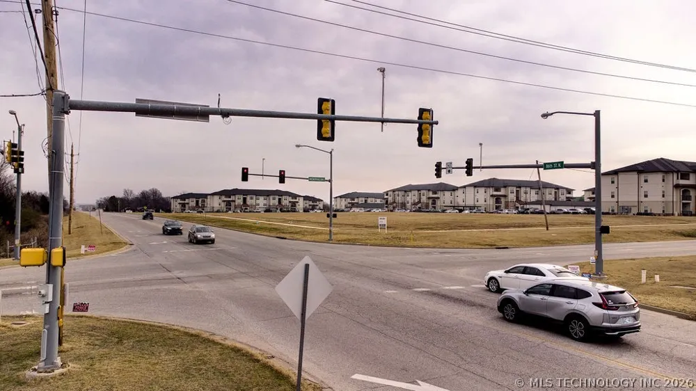 8021 E 86th Street Owasso, OK 74055