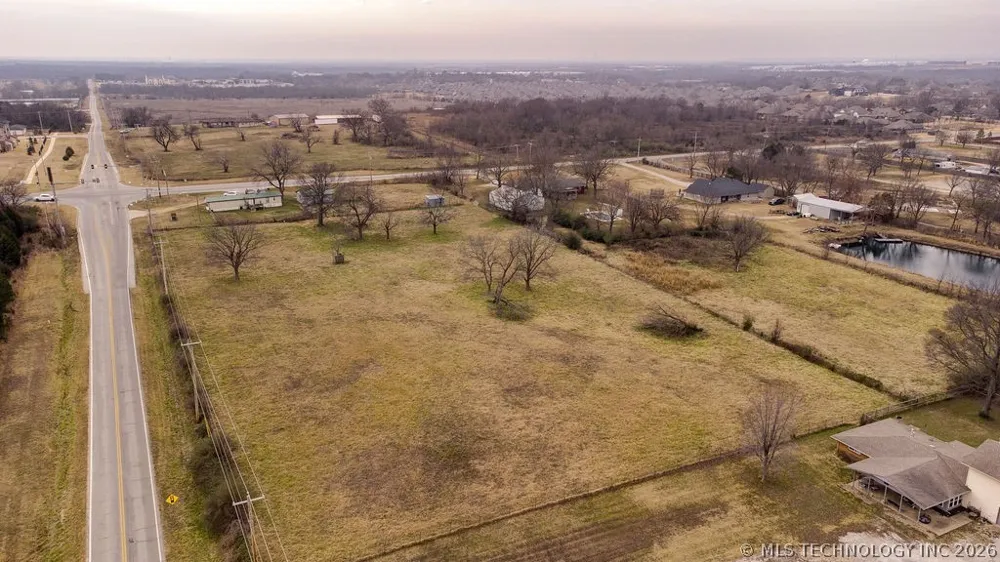 8021 E 86th Street Owasso, OK 74055