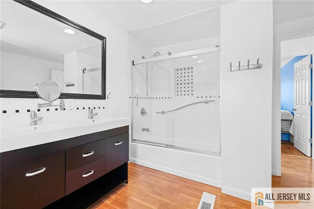 42 Lake Boulevard Matawan, NJ 07747