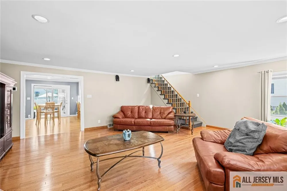 42 Lake Boulevard Matawan, NJ 07747