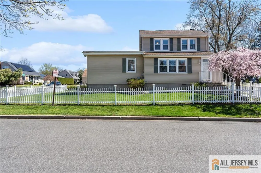 42 Lake Boulevard Matawan, NJ 07747