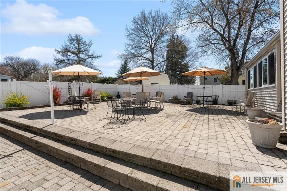 42 Lake Boulevard Matawan, NJ 07747