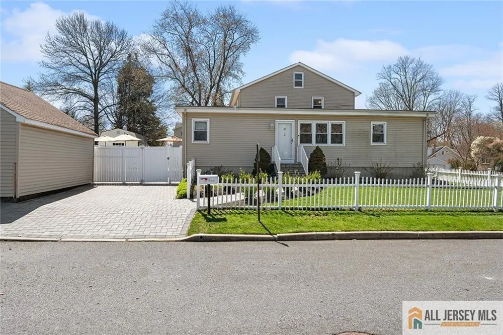 42 Lake Boulevard Matawan, NJ 07747