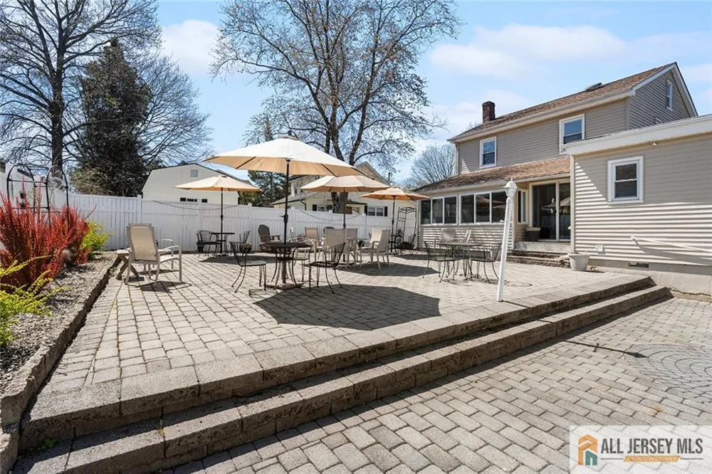 42 Lake Boulevard Matawan, NJ 07747