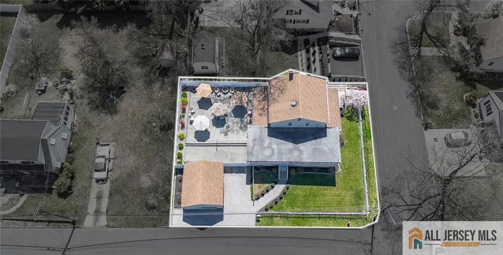 42 Lake Boulevard Matawan, NJ 07747