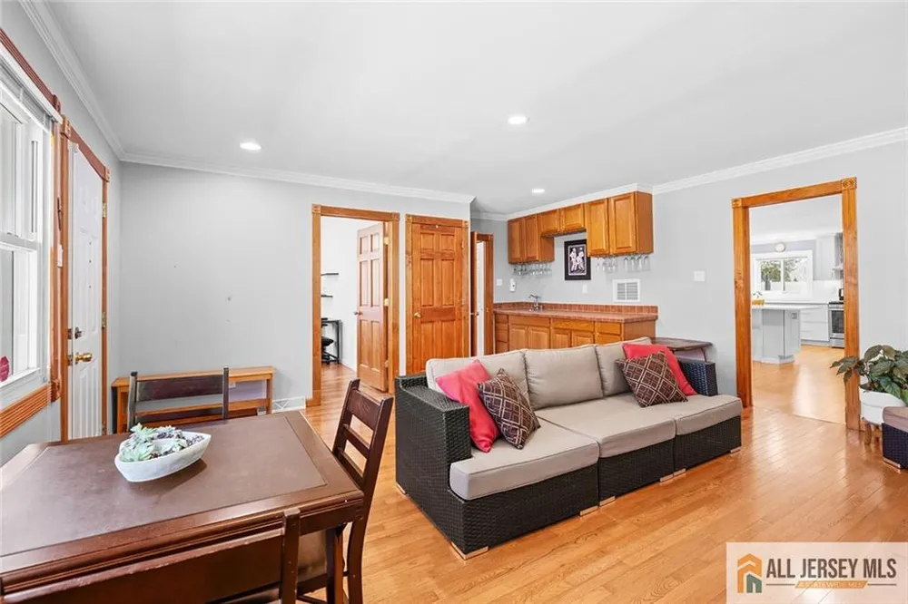 42 Lake Boulevard Matawan, NJ 07747
