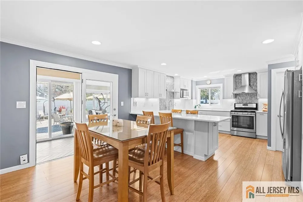 42 Lake Boulevard Matawan, NJ 07747