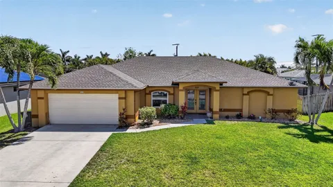 3809 AGUALINDA BOULEVARD