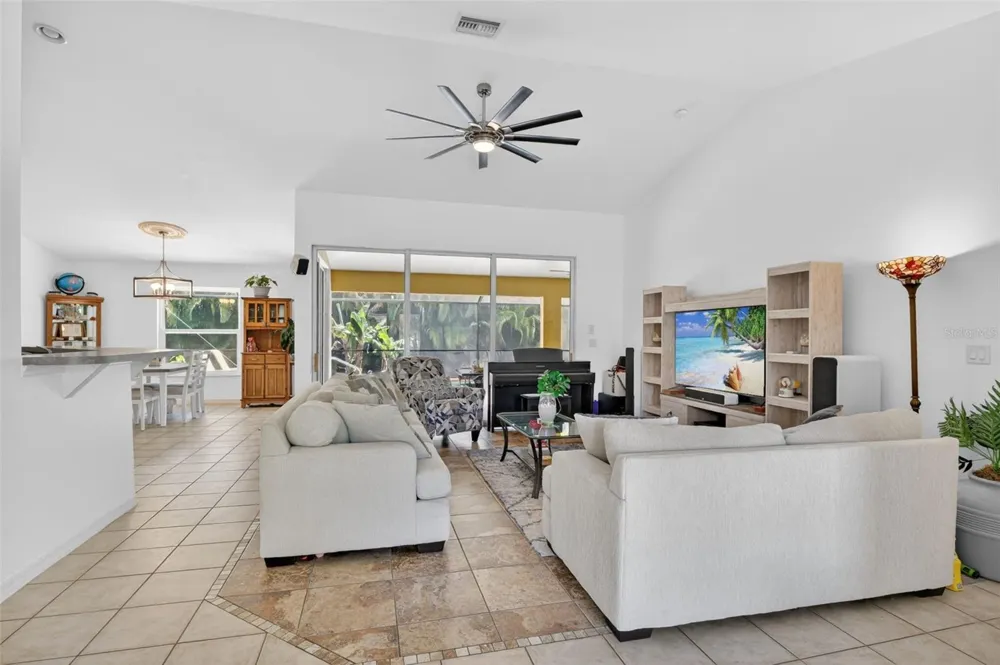 3809 AGUALINDA BOULEVARD Cape Coral, FL 33914