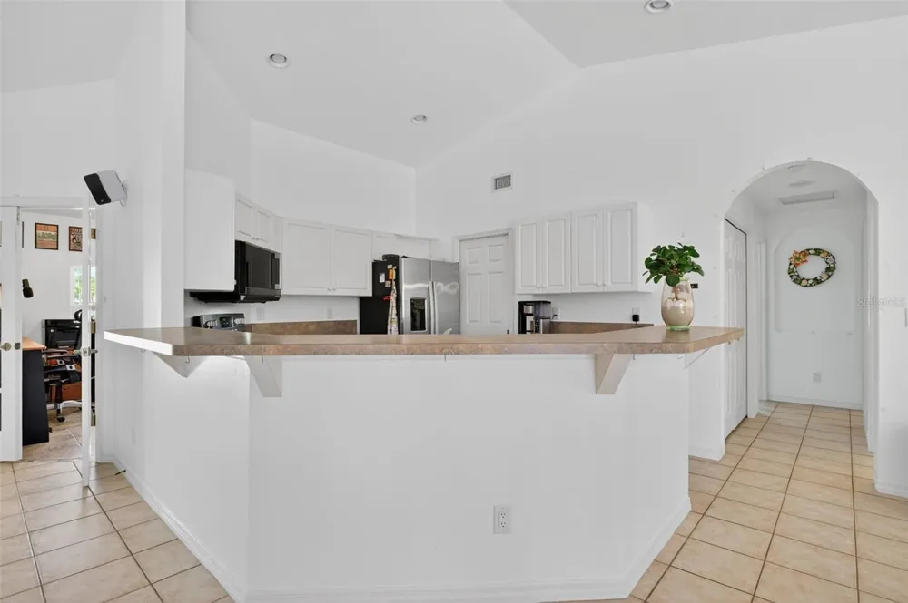 3809 AGUALINDA BOULEVARD Cape Coral, FL 33914