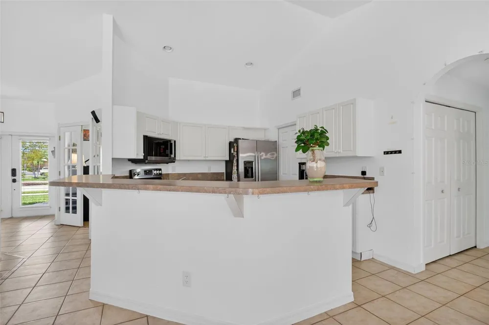 3809 AGUALINDA BOULEVARD Cape Coral, FL 33914