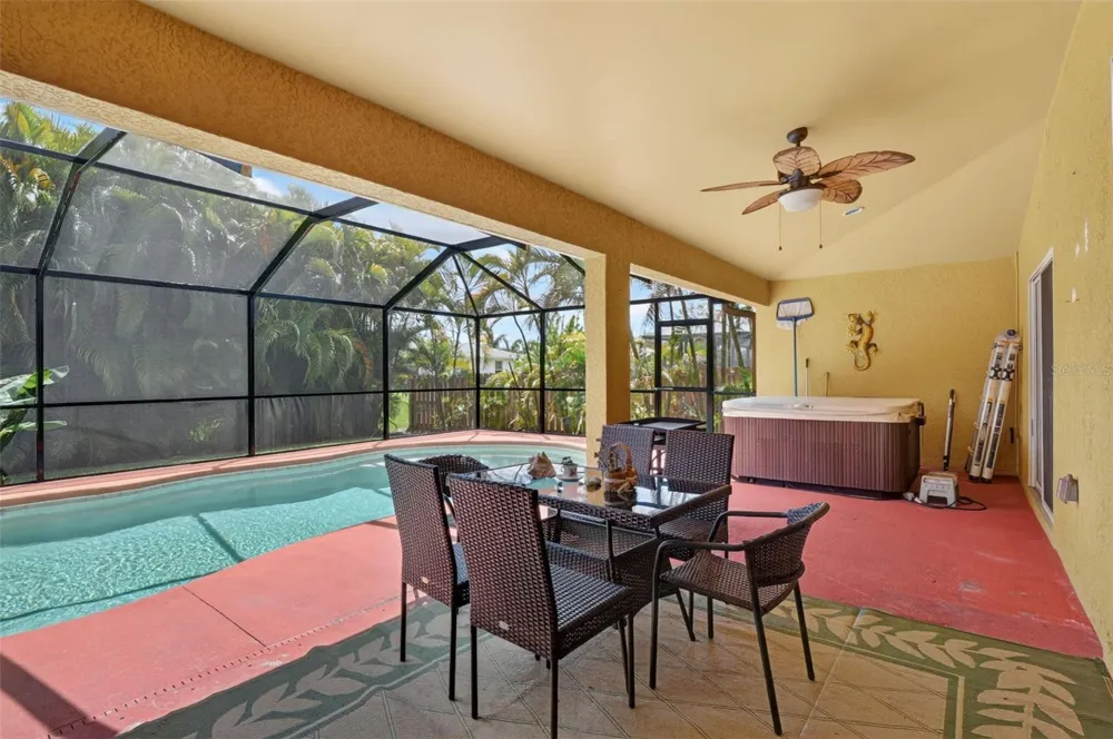 3809 AGUALINDA BOULEVARD Cape Coral, FL 33914