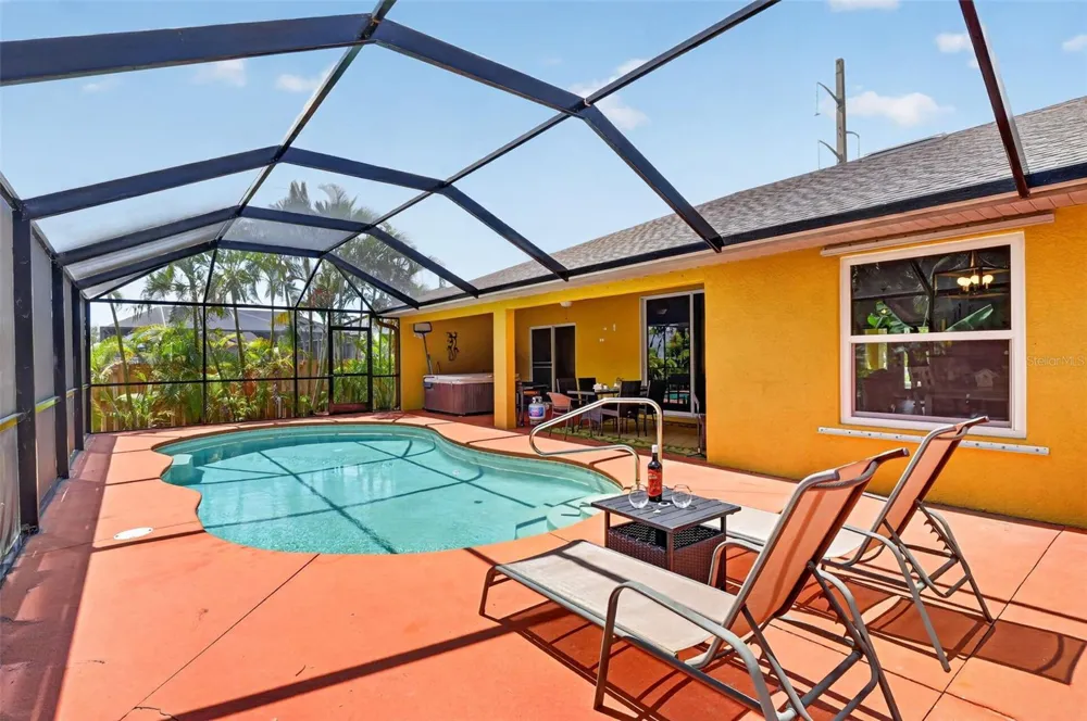 3809 AGUALINDA BOULEVARD Cape Coral, FL 33914