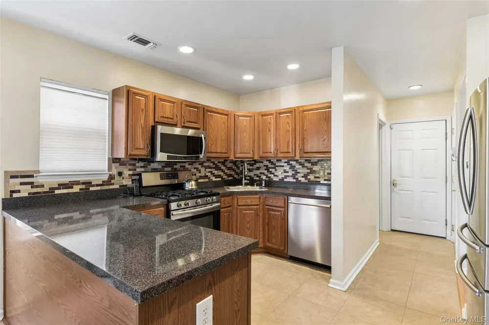 14 Julia Circle #14 Middle Island, NY 11953