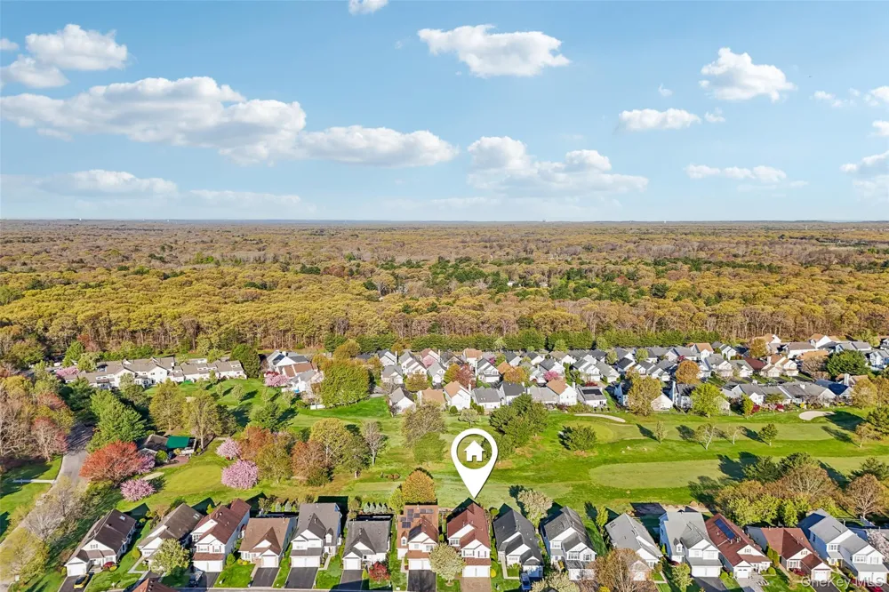 14 Julia Circle #14 Middle Island, NY 11953