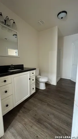 1305 1st Carrizo Springs, TX 78834