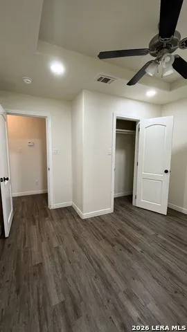 1305 1st Carrizo Springs, TX 78834