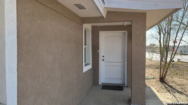 1305 1st Carrizo Springs, TX 78834