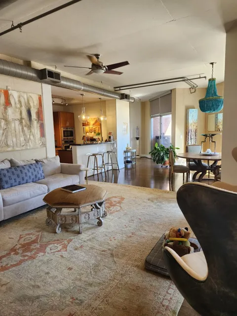 1901 Post Oak Boulevard #709
