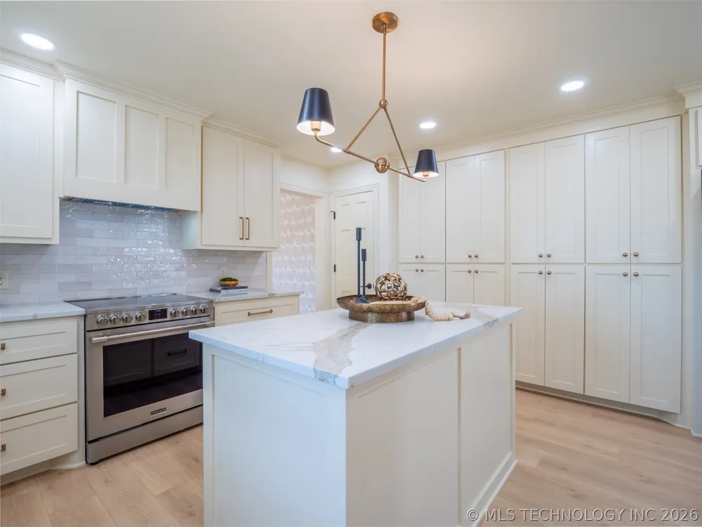 1023 Kinkead McAlester, OK 74501