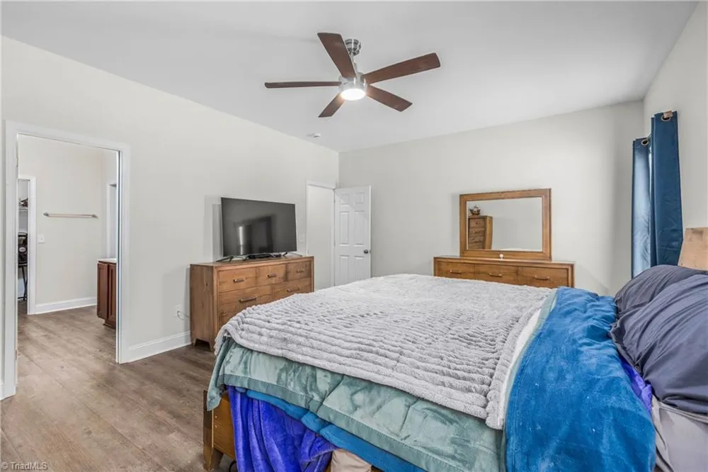 8395 White Oak Farm Road Cedar Grove, NC 27231