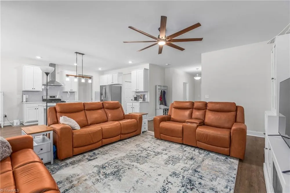 8395 White Oak Farm Road Cedar Grove, NC 27231