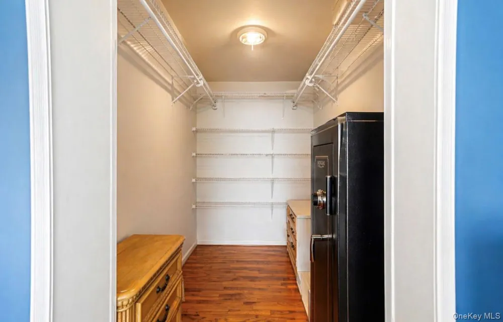 15 Maplewood Drive Shirley, NY 11967