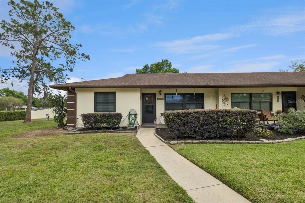 12532 ORANGEWOOD COURT #0 Tavares, FL 32778