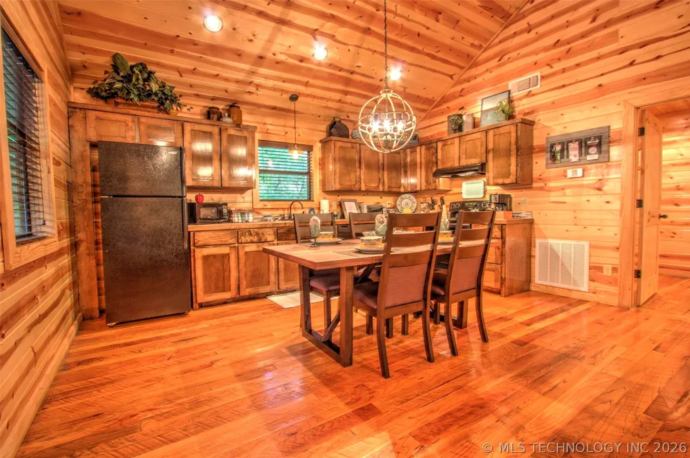 81 Bent Pine Trail Broken Bow, OK 74728