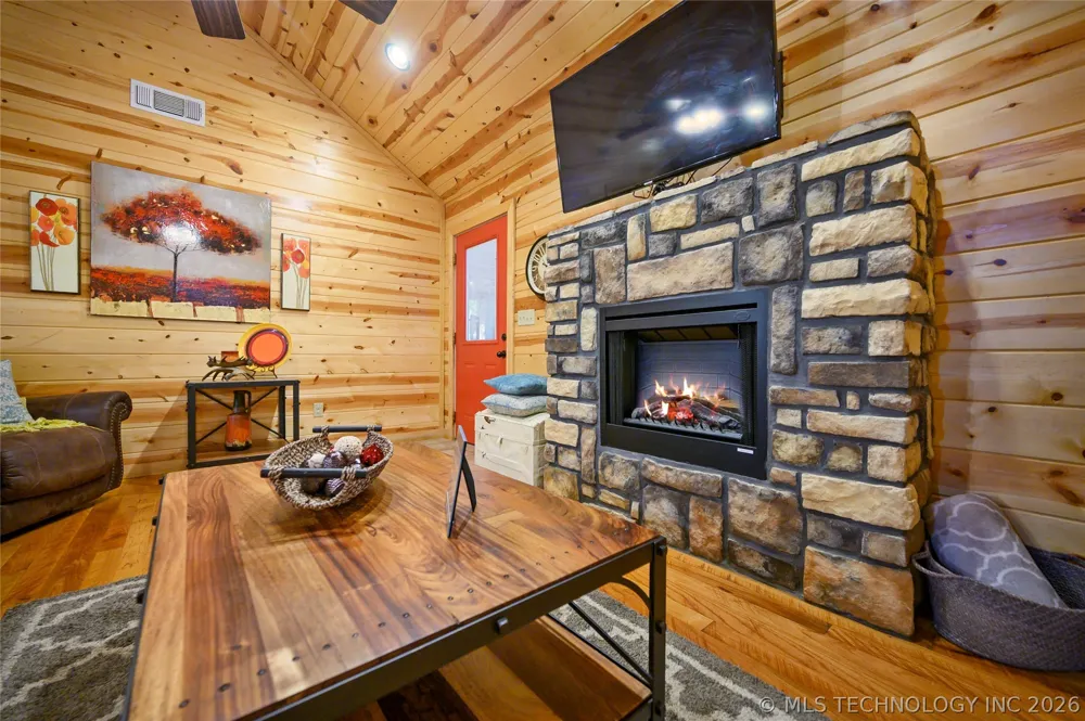 81 Bent Pine Trail Broken Bow, OK 74728