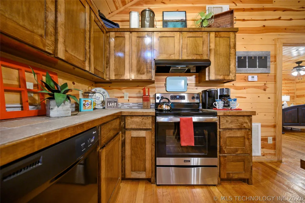 81 Bent Pine Trail Broken Bow, OK 74728