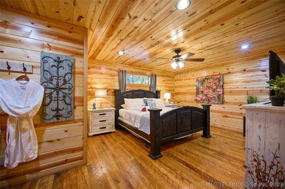 81 Bent Pine Trail Broken Bow, OK 74728