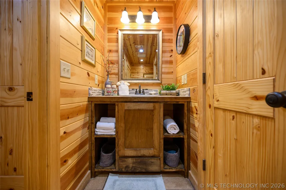 81 Bent Pine Trail Broken Bow, OK 74728