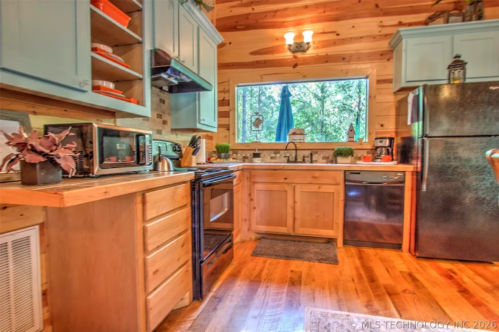 83 Bent Pine Trail Broken Bow, OK 74728