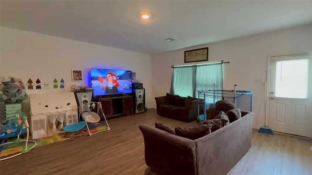 316 Geode Glen Maxwell, TX 78656