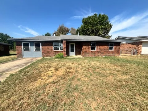 404 Quapaw Road