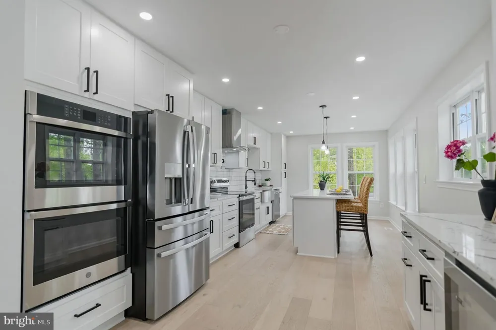 7905 E E ROBERT E LEE COURT Spotsylvania, VA 22551