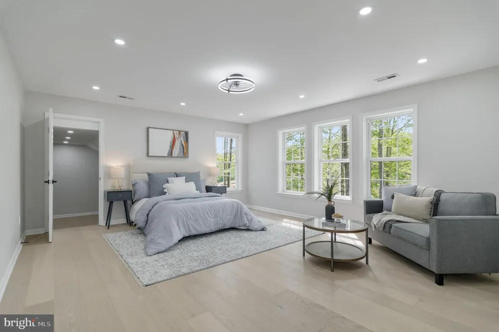 7905 E E ROBERT E LEE COURT Spotsylvania, VA 22551