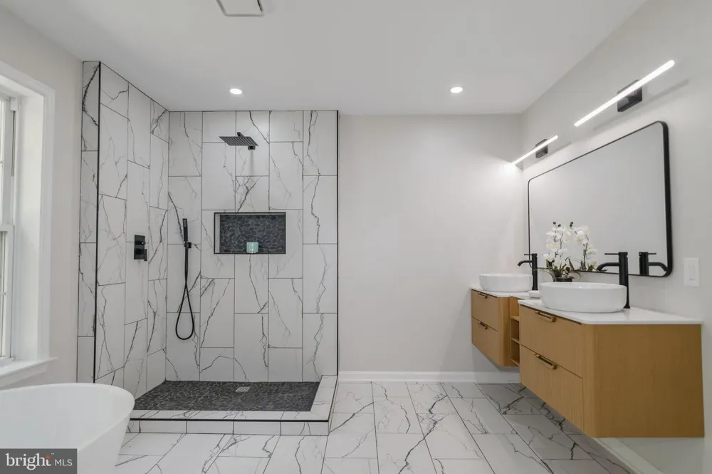7905 E E ROBERT E LEE COURT Spotsylvania, VA 22551