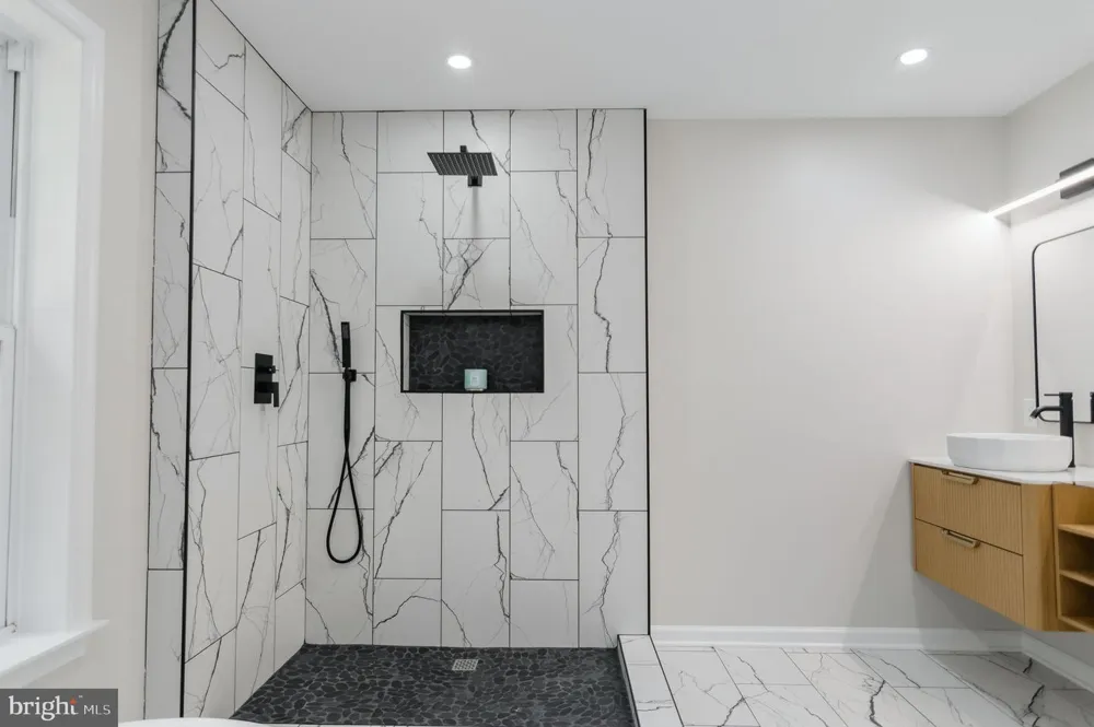 7905 E E ROBERT E LEE COURT Spotsylvania, VA 22551