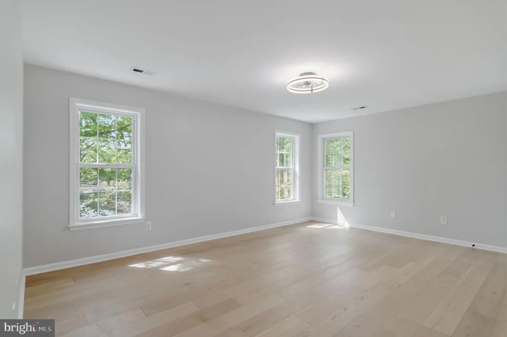7905 E E ROBERT E LEE COURT Spotsylvania, VA 22551