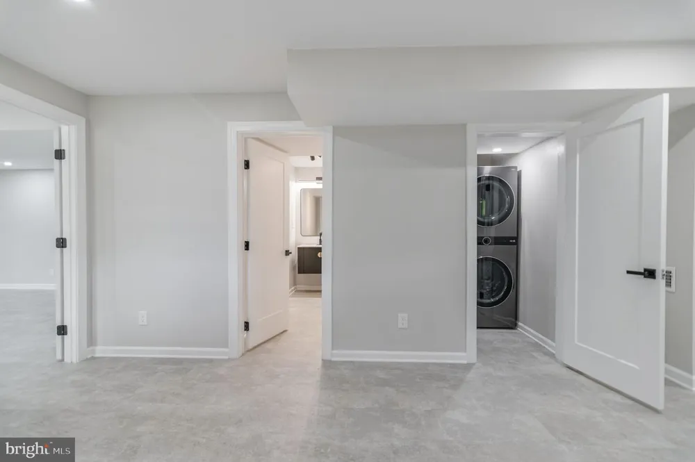 7905 E E ROBERT E LEE COURT Spotsylvania, VA 22551
