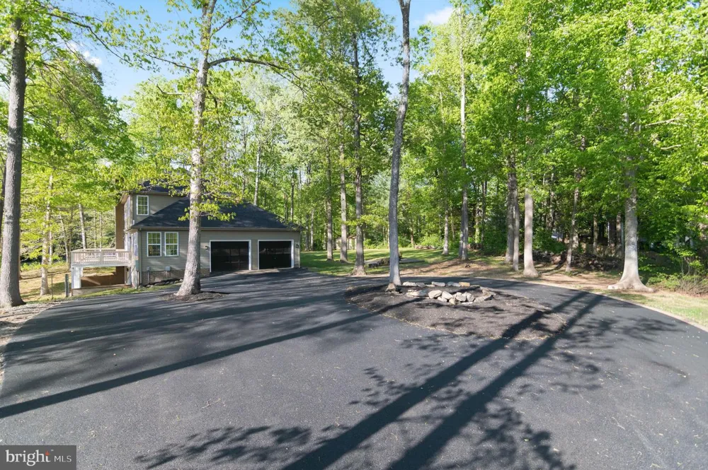7905 E E ROBERT E LEE COURT Spotsylvania, VA 22551