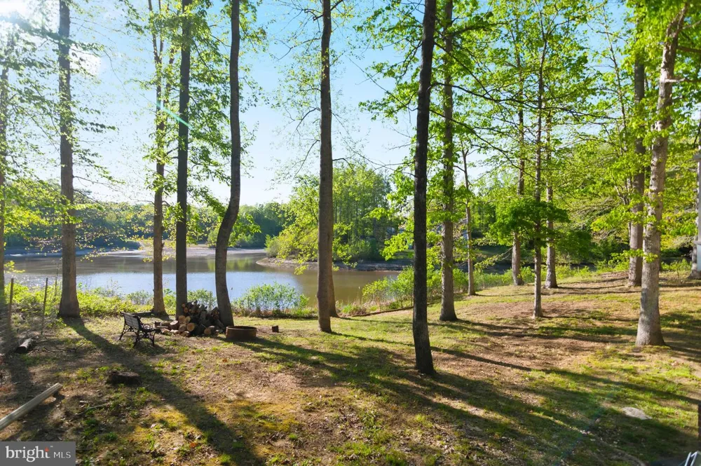 7905 E E ROBERT E LEE COURT Spotsylvania, VA 22551