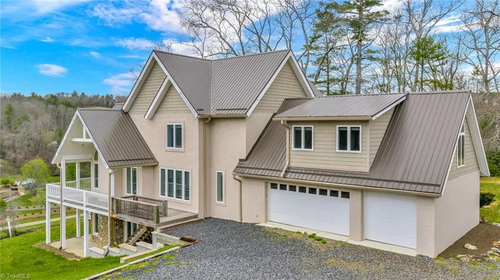 361 Osprey Place West Jefferson, NC 28694