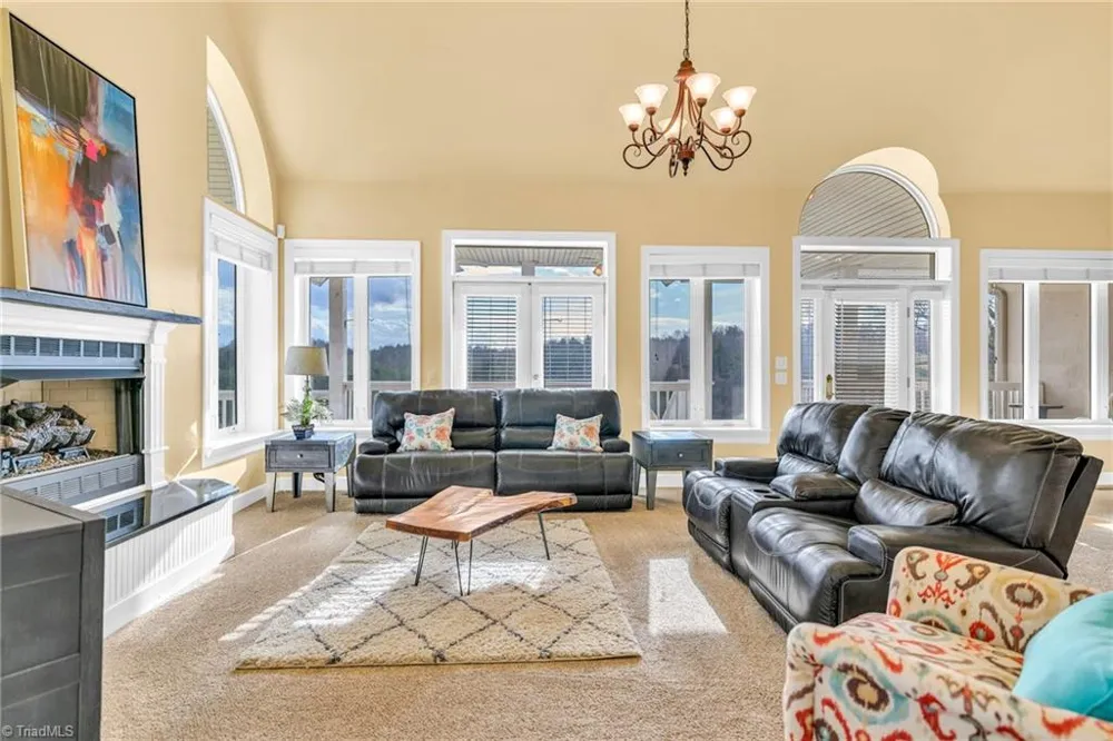 361 Osprey Place West Jefferson, NC 28694