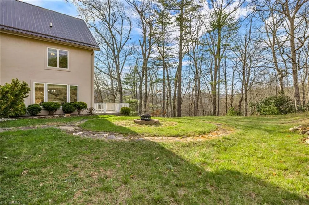 361 Osprey Place West Jefferson, NC 28694