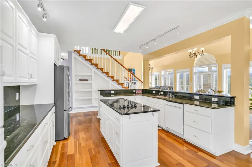 361 Osprey Place West Jefferson, NC 28694