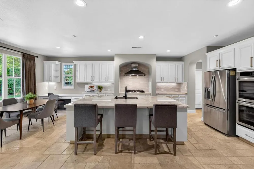7532 Strath Place Gilroy, CA 95020