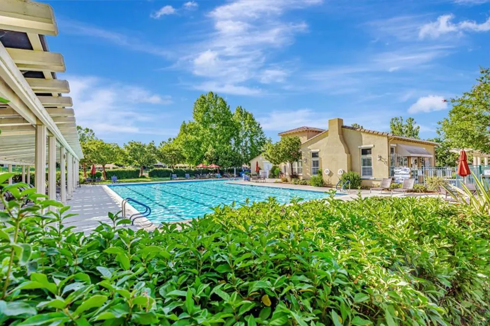 7532 Strath Place Gilroy, CA 95020